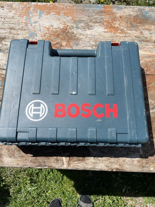 Перфоратор BOSCH GBH 2-28 DFV 900 Вт, 3.2 Дж, SDS-Plus, кейс, 3 режими