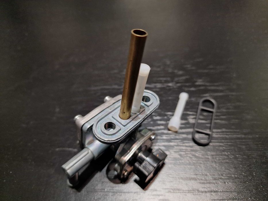 Torneira de gasolina Suzuki DRZ 400 LTZ400 Ozark