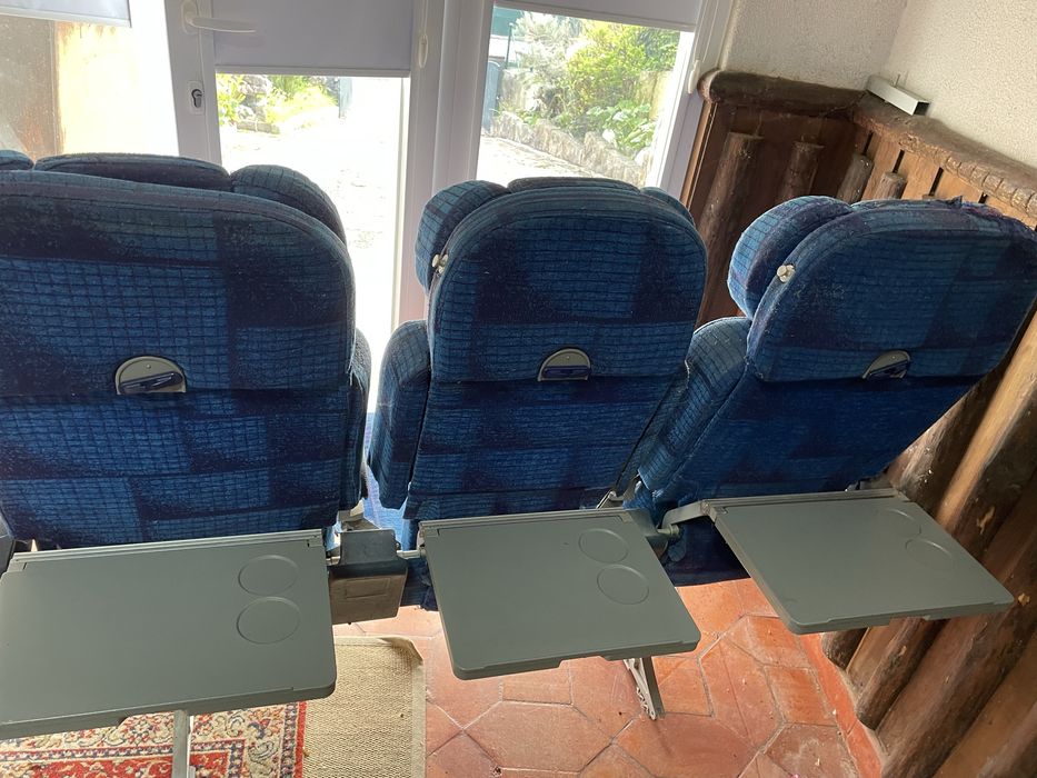 Plotronas, sofás triplo