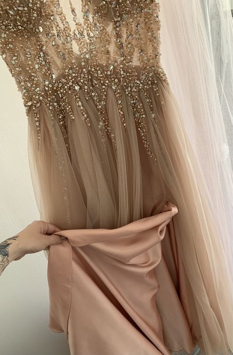 Piękna Suknia ślubna Pudrowy róż  beżowa z kryształkami XS