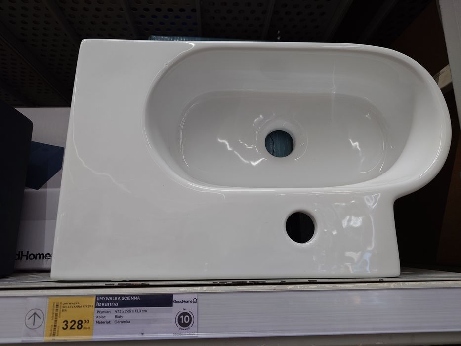 Mała umywalka za mniej niż pół ceny. Mała za ułamek cenyy