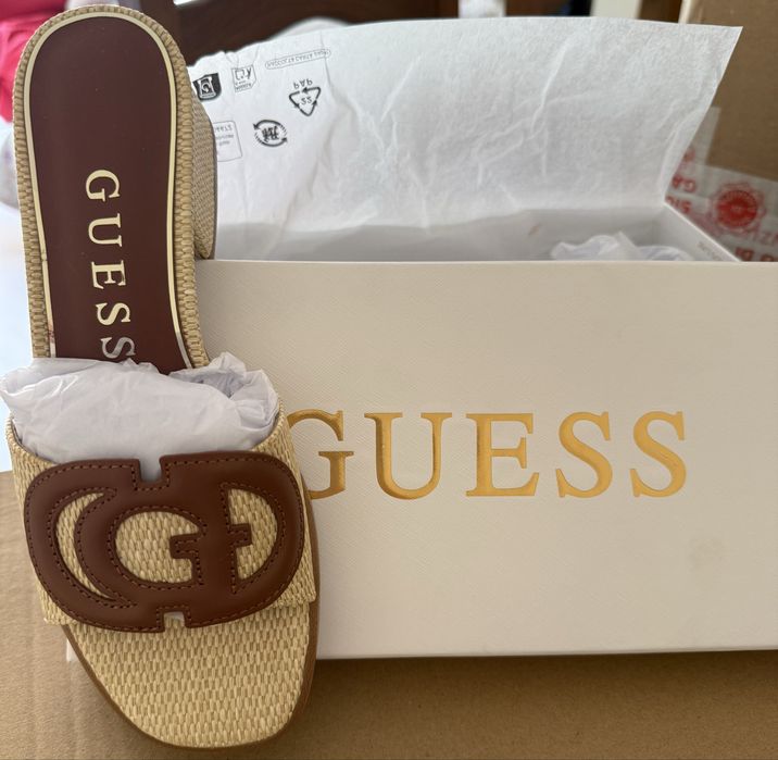 Sandalias Guess