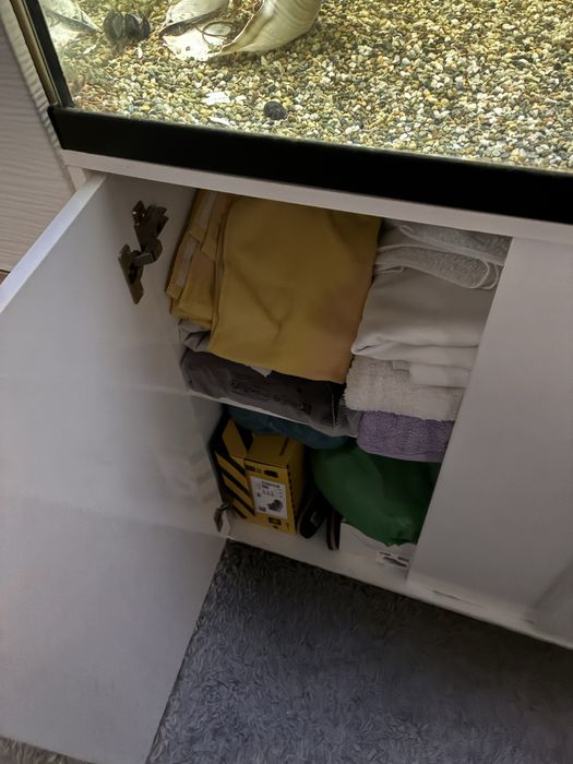 Aquario 250L + movel e com todos os acessorios e peixes