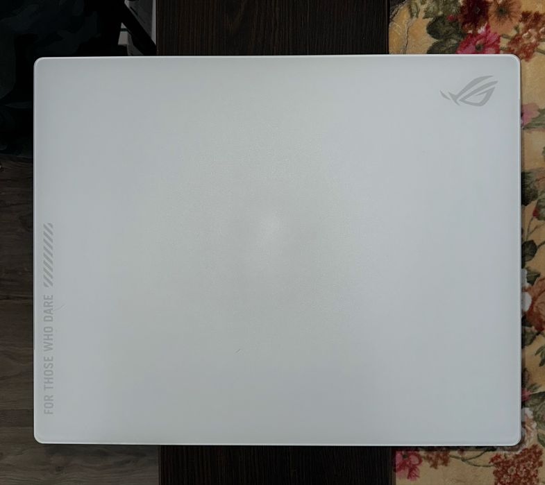 Стеклянный ковер для мыши  ASUS ROG moonstone