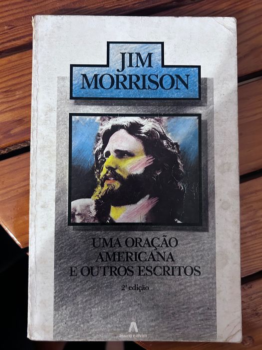 Vários livros antigos