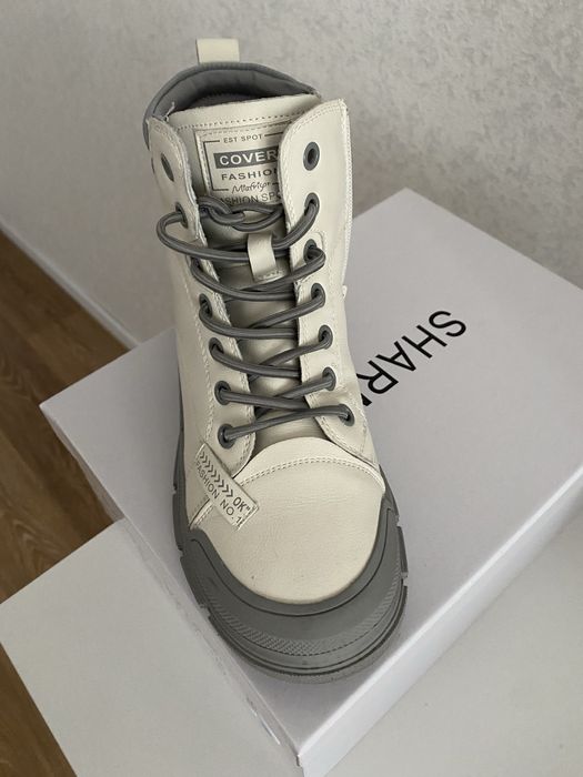 Жіночі демісезонні високі кросівки (напівчеревики)