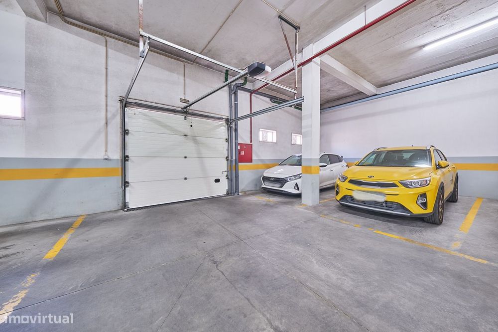 T3 c/Lugar de Garagem + Arrecadação - Santa Marta