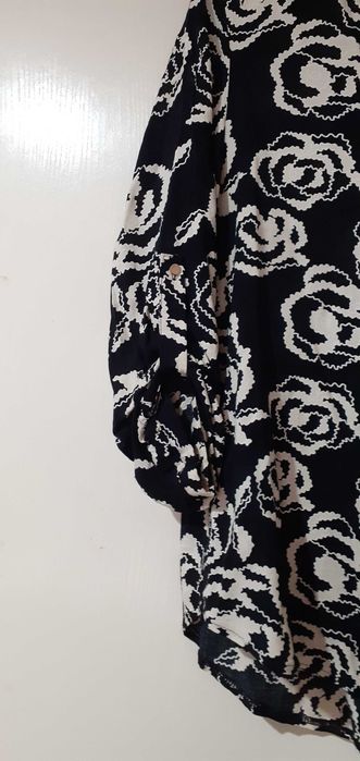 Camisa preta e beige, marca BEAUTY - ref 4