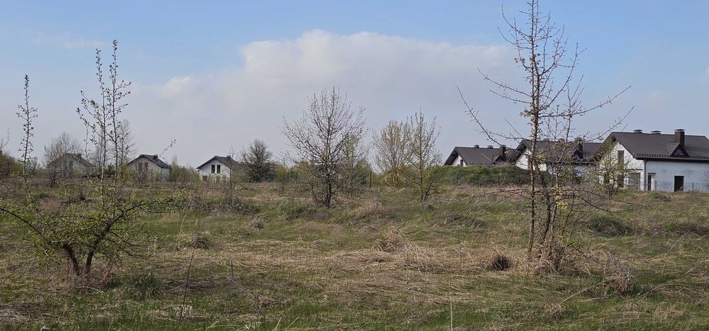 Продаю земельну ділянку Музичі