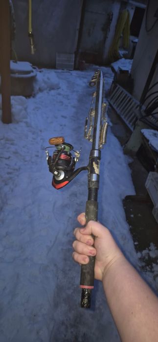 Продам риболовні снасті