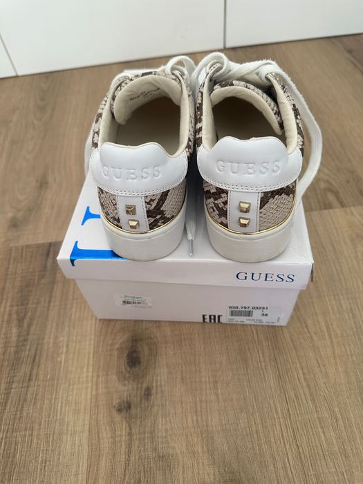 Tenis Guess mulher