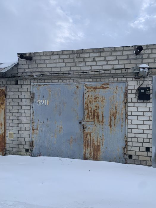 Продам гараж кирпичный крыша плиты