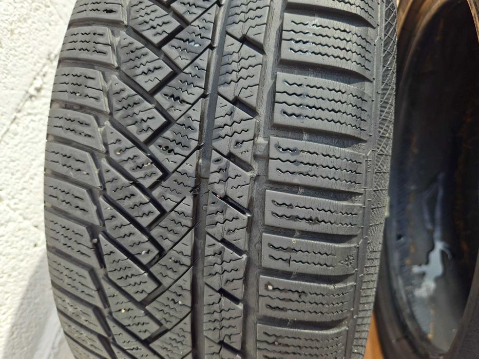Pneus Continental WinterContact TS850P 225/50 R17