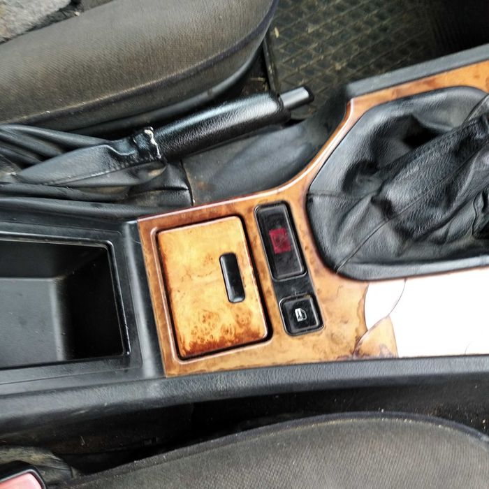 Панель торпеда бмв е39 повний комплект