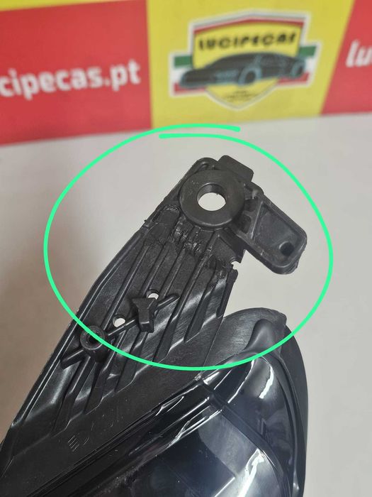 Otica Esquerda Renault Megane IV | 139281