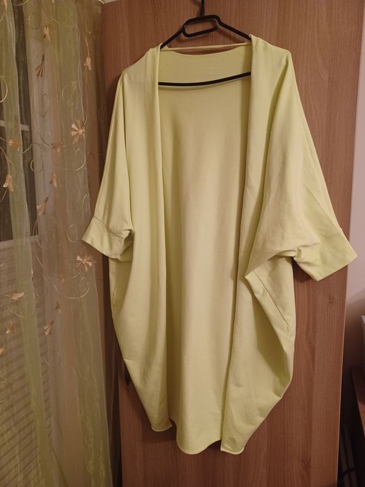 Bluza w rozmiarze M/L