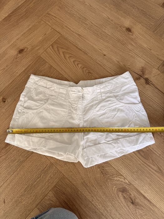 Spodenki białe roz S
