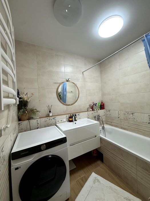 Apartment in Kyiv - More