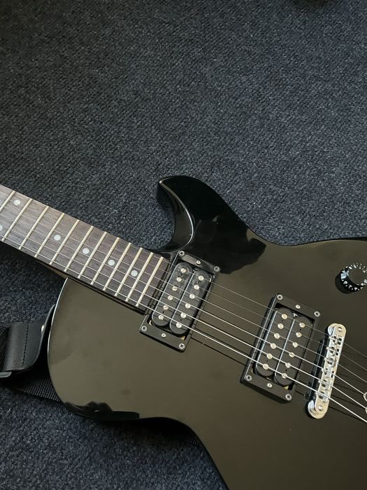 Guitarra Cort Zenox