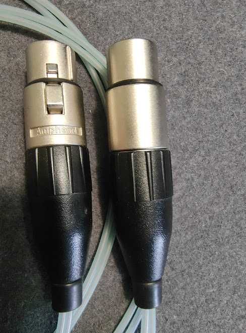 Межблочный кабель XLR - RCA