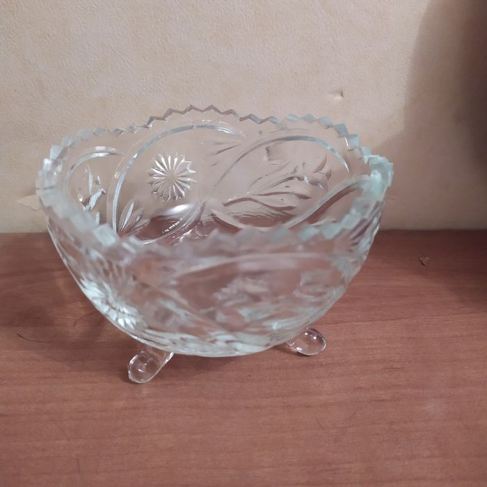 Икорница,конфетницы,салатница времён СССР