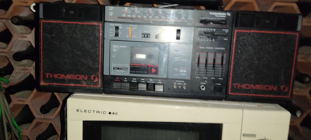 Radio com leitor de cassetes