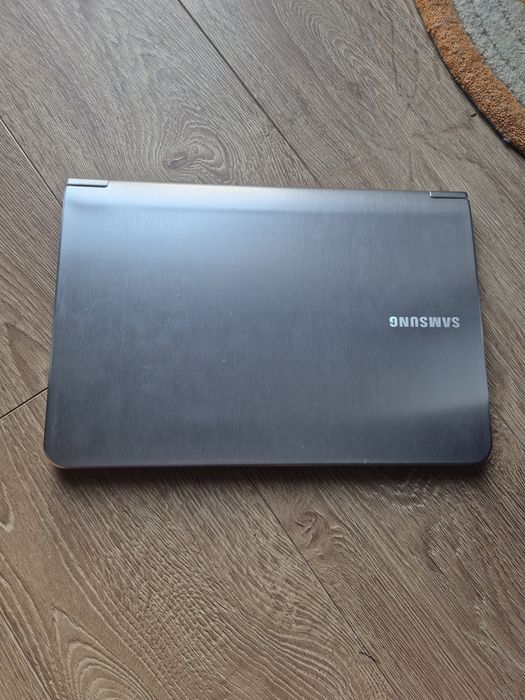 Laptop samsung używany