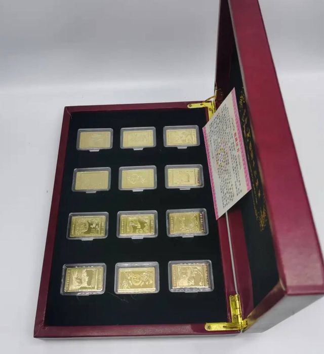 Подарунковий набір “12 знаків китайського зодіаку” у розкішній коробці