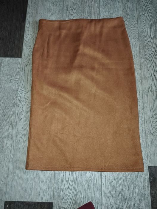 Узкая юбка велюр