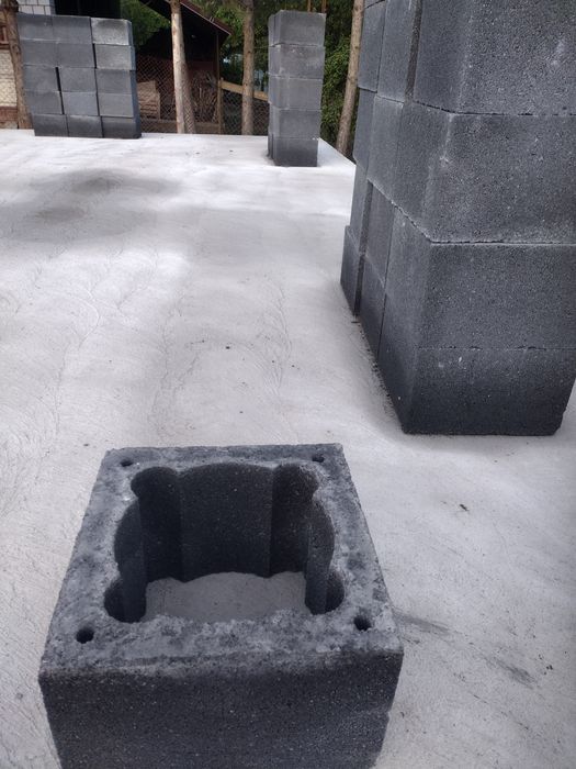 Sprzedam pustaki kominowe keramzyt