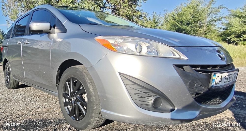 Сімейне 6 містне авто Mazda 5