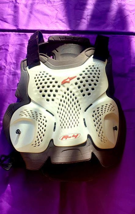 Vendo KTM 250cc c/revisão feita