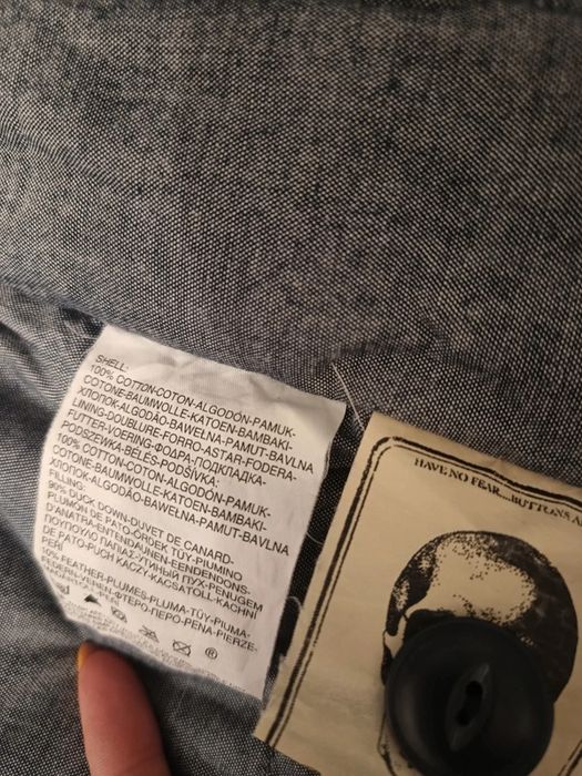 Zimowa męska kurtka Levi's. Rozmiar L.