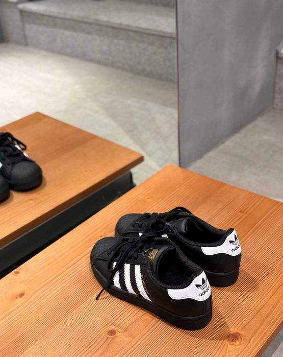 Buty Adidas Superstar Foundation r.40