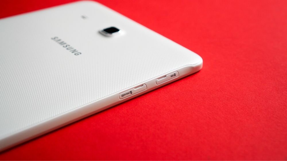 Продам планшет Samsung Galaxy Tab E 9.6/8Gb/3G (2016)