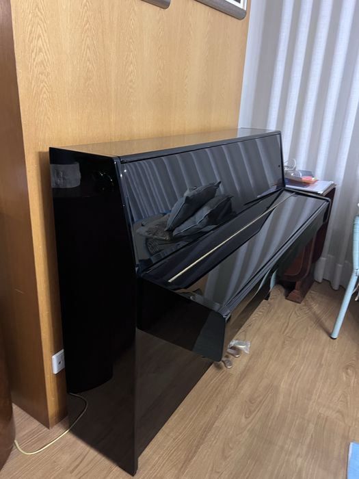 Piano kawai k-15 E