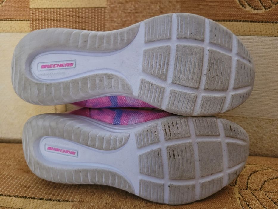 Buty SKECHERS dla dziewczynki