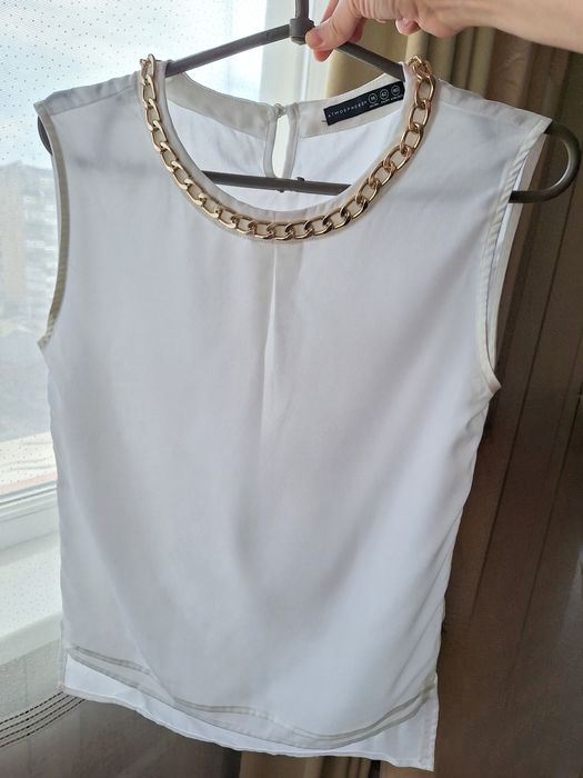 Блузи  жіночі. Кожна по 175 грн.