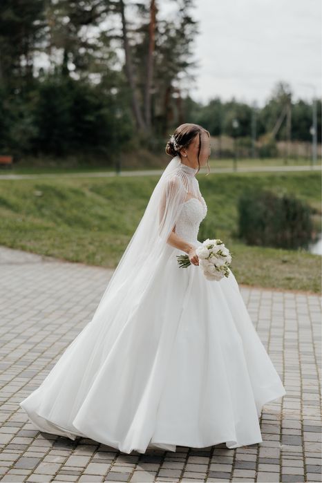 Весільна  сукня б/у Львів