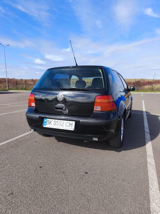 Продам Volkswagen Golf