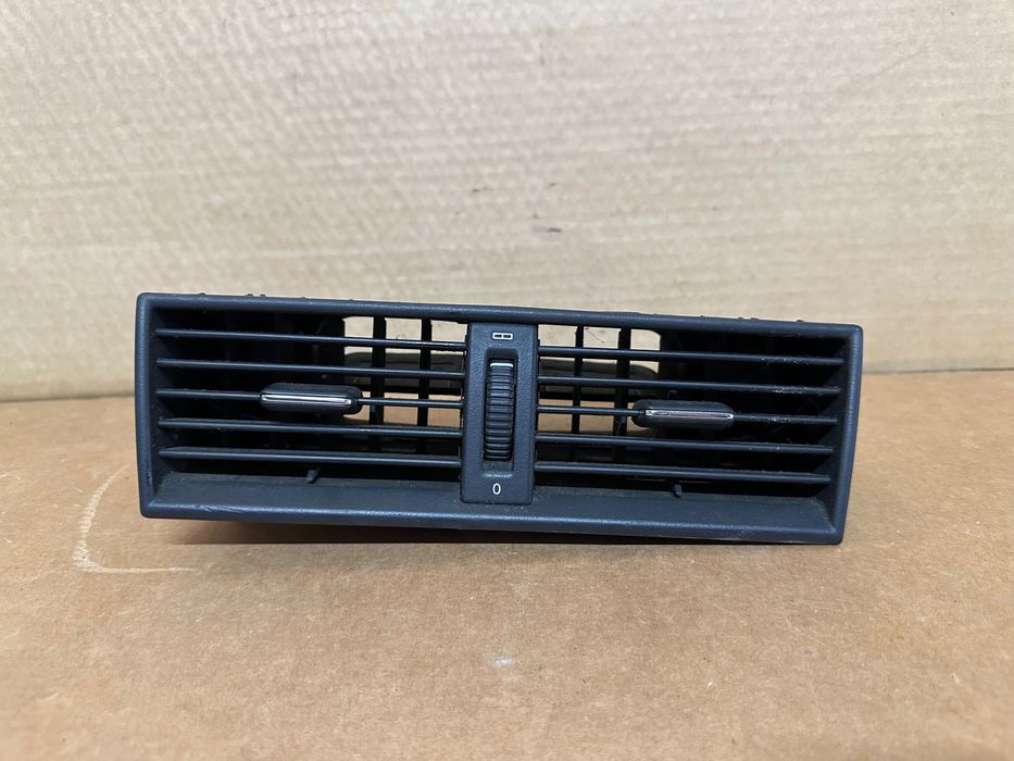 DIFUSOR SAÍDA AR CENTRAL MERCEDES W202 C180 C200 C220 C250