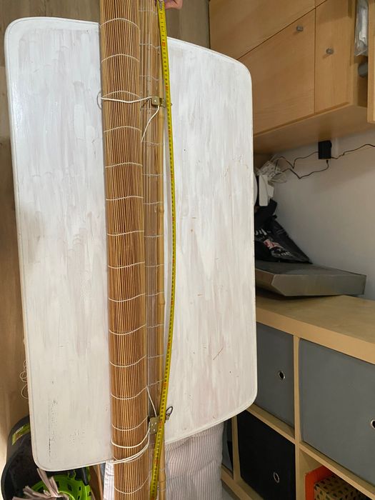 Estore de rolo em palhinha