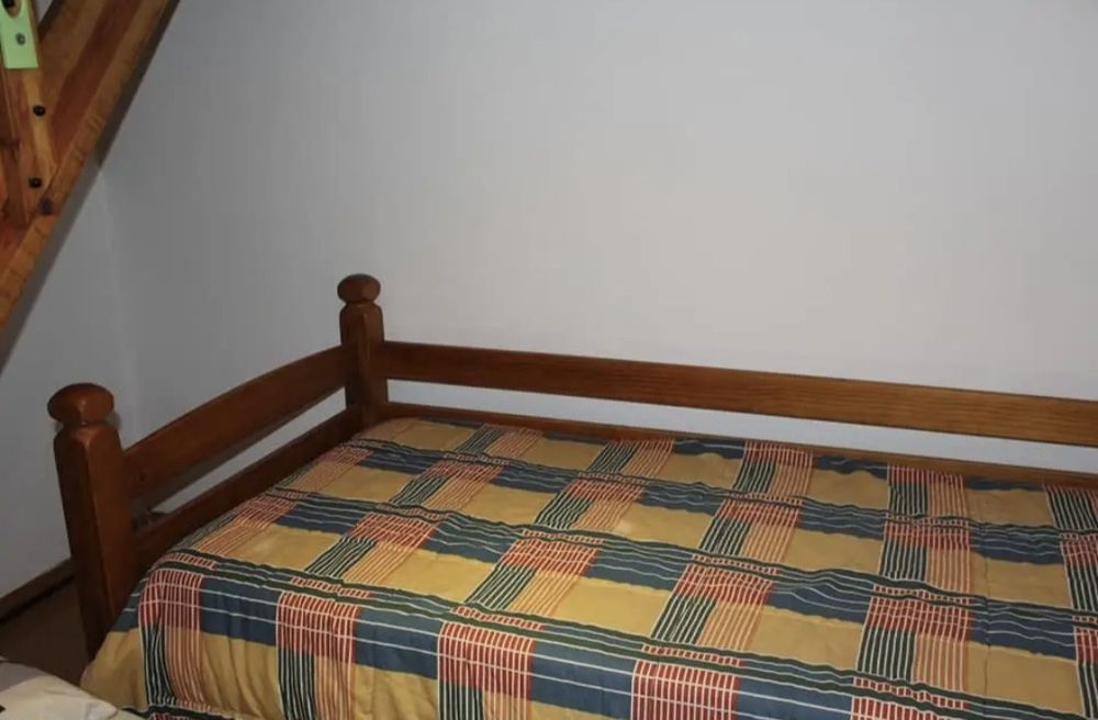 Cama de solteiro c/ colchão