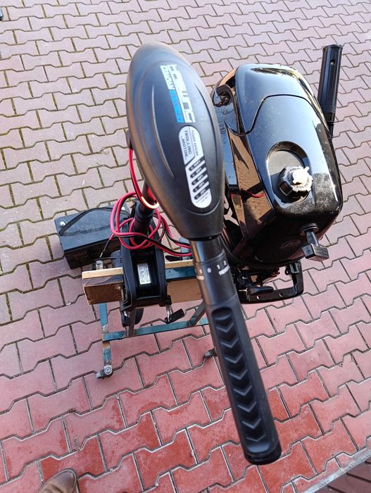 Ponton X-BOAT 320 wraz silnikiem Mercury 5KM