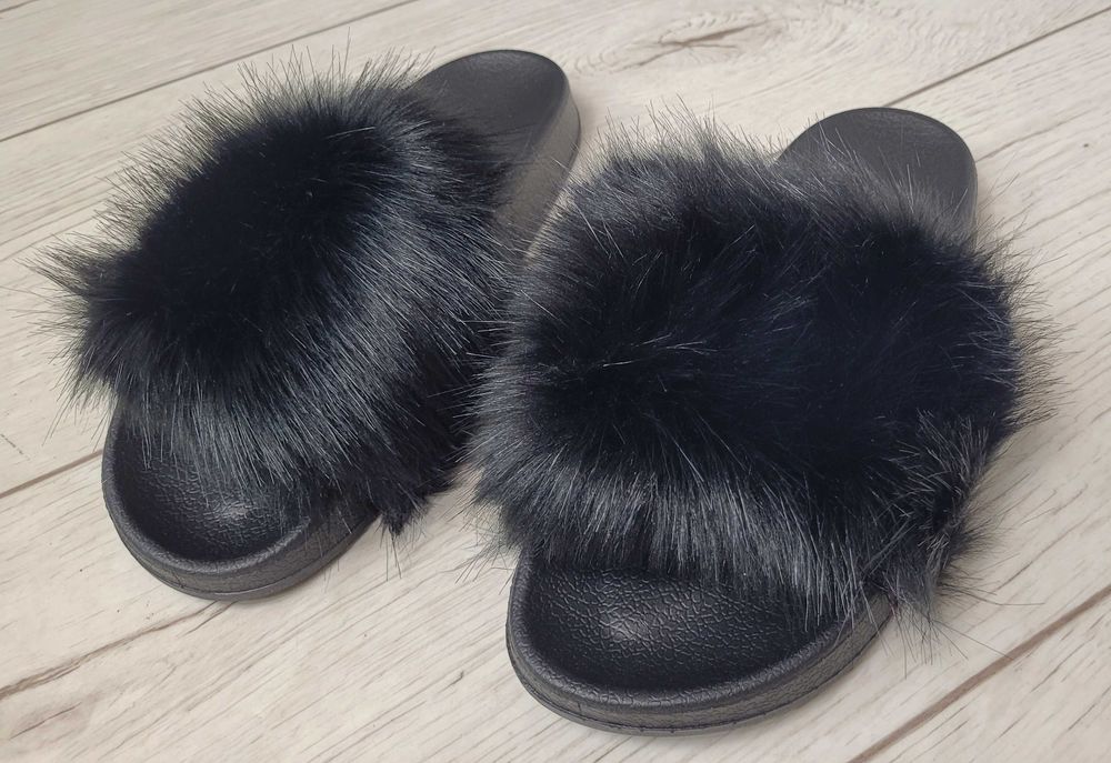 Klapki 36-41 z futerkiem papucie buty CZARNE futerkowe TU KUPUJESZ 38