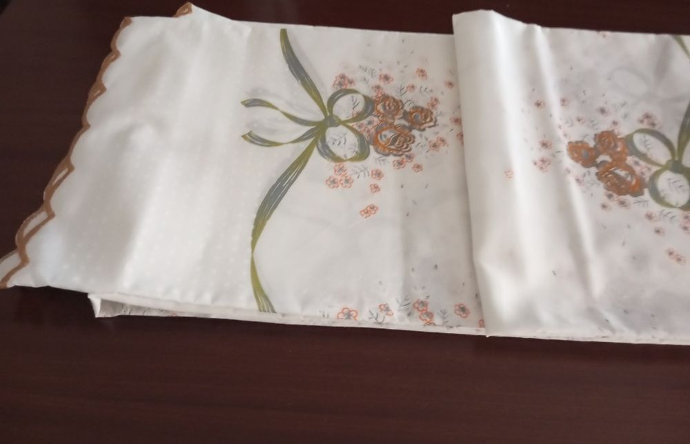 Toalha de mesa nova