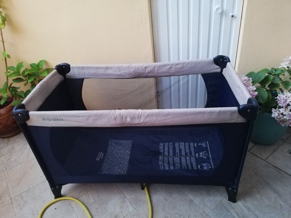Cama berçário da Pré-natal desmontável.