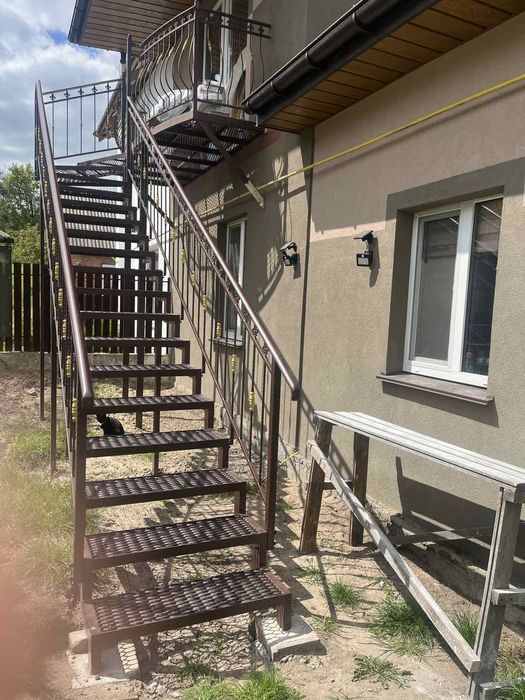 Сходи, лестница, металевий каркас