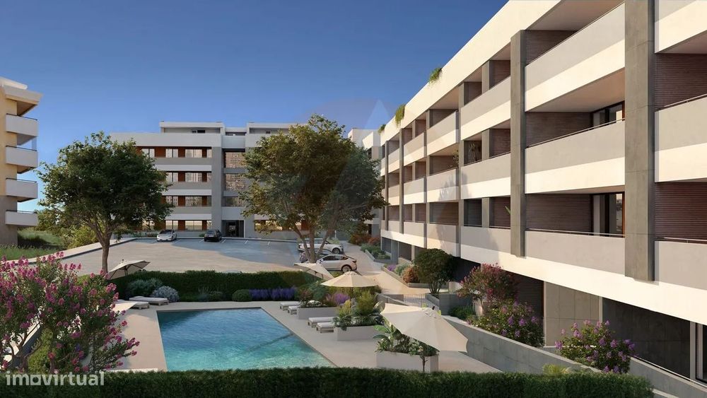 T1+1 de Luxo a 500m da Praia – Conforto e Tecnologia em Lagos