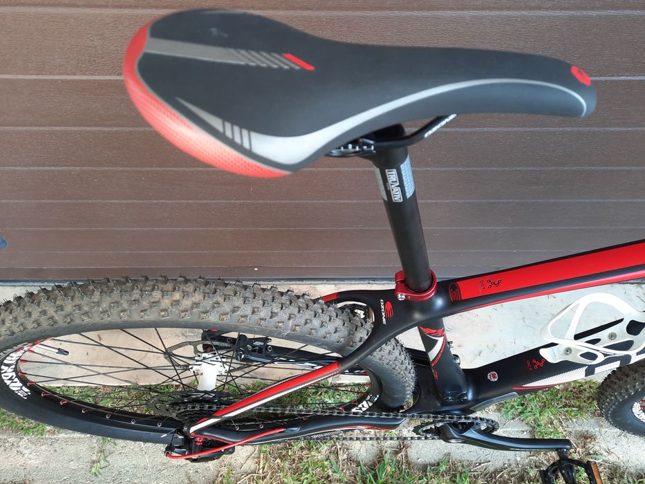 Bicicleta carbono 27.5"